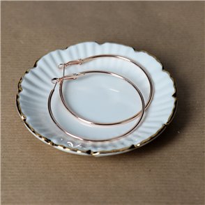 Rose gold hoop earrings in medium size